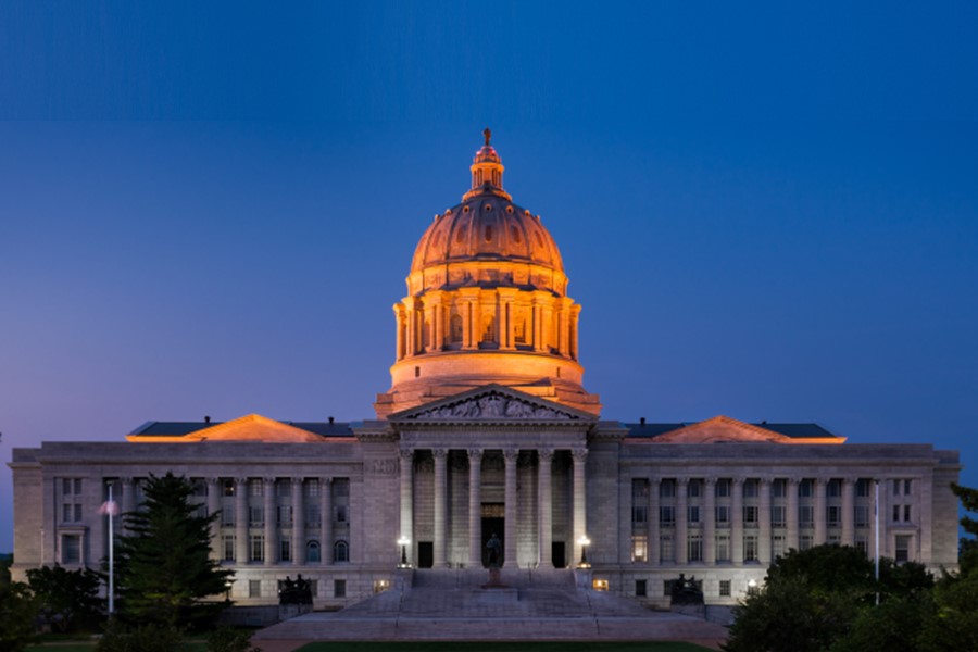 LEGAL SERVICES Missouri Capital Building.jpg?width=900&height=600
